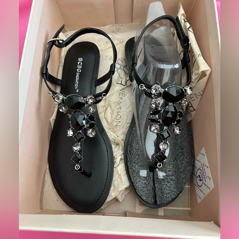 BCBG Kevlyn black sandals w stones & jewels 7.5
